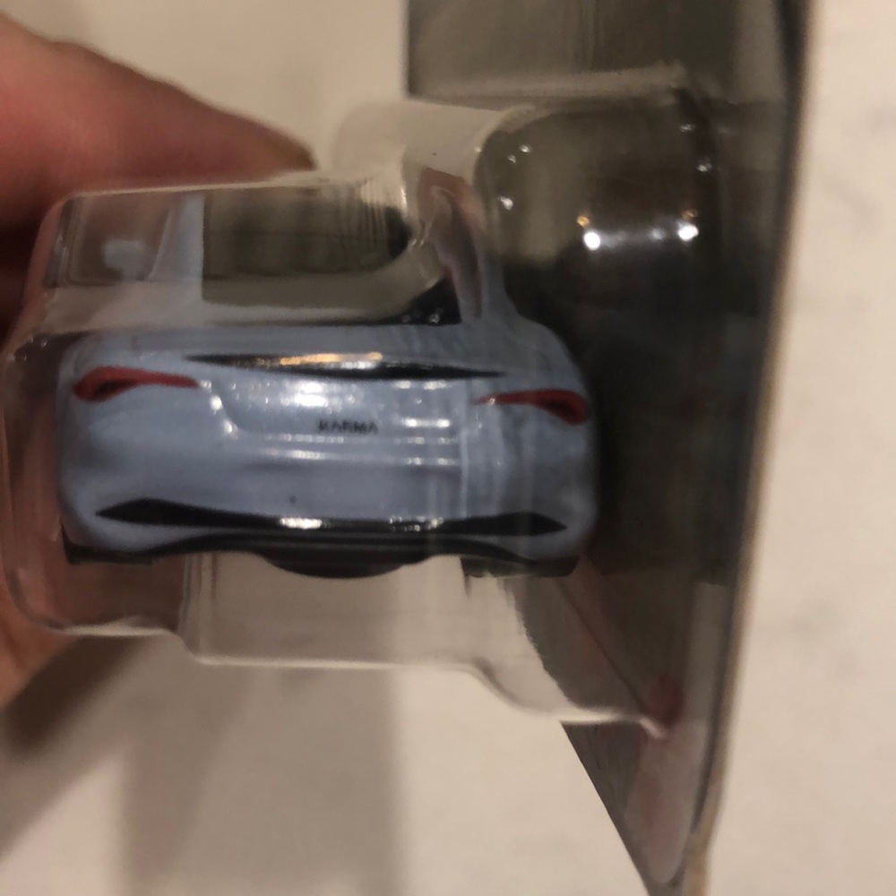 Matchbox Karma Revero - Picture 3 of 7